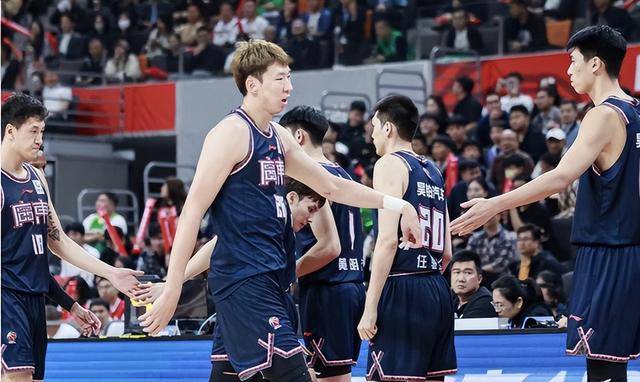 关于广厦队备战生死战，团结一心迎接挑战的信息