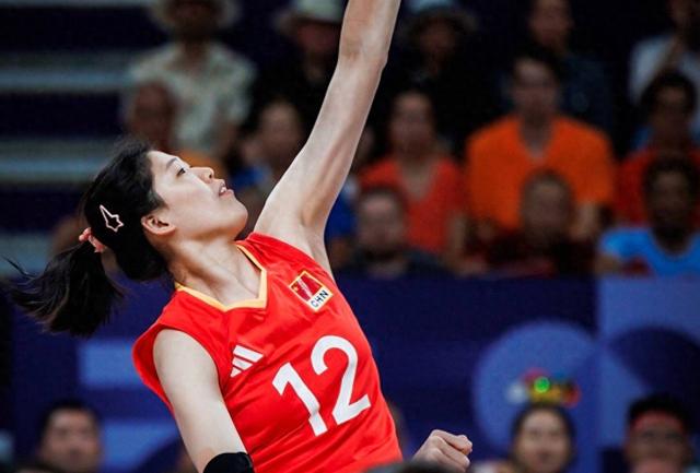 莎拉波娃连续七场比赛得分超过战术调整，塞尔维亚队不断突破！